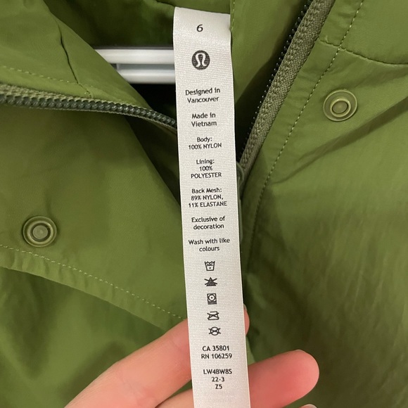 NWT ✨ Lululemon Always Effortless Jacket 💚 Size 6 - Picture 8 of 8
